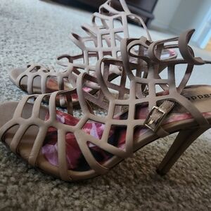 Madden Girl Tan Heels Stylish Strappy Design